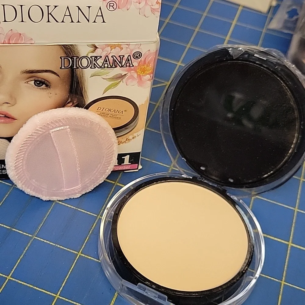 Diokana 3 in 1 Fine Powder Creme Puff Pressed Powder New in Box